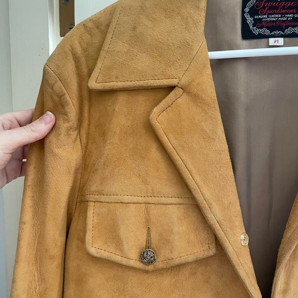 VINTAGE Leather Jacket - Picture 6 of 7